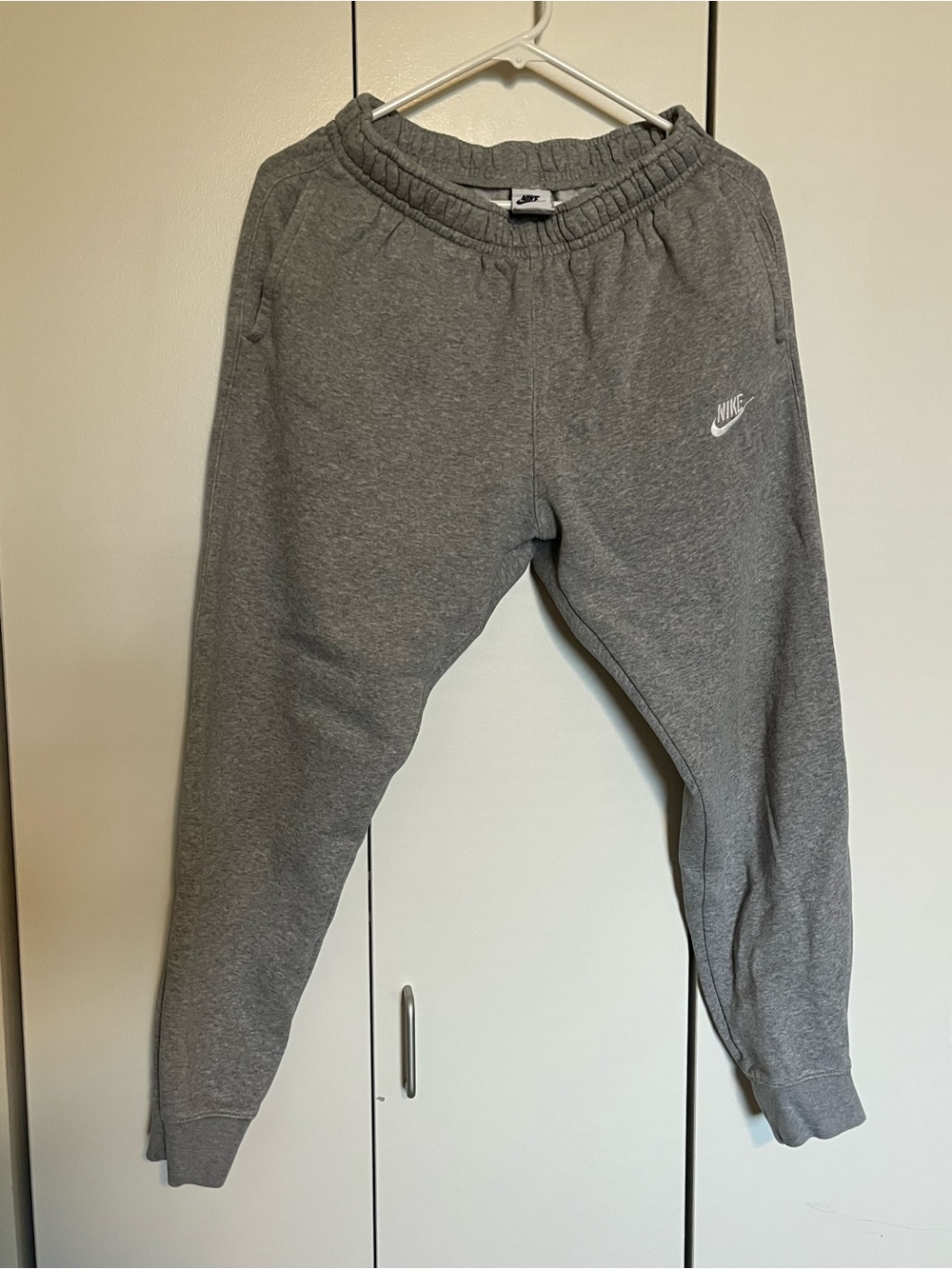 Nike Mens Small Gray Jogger Sweatpants with White Logo